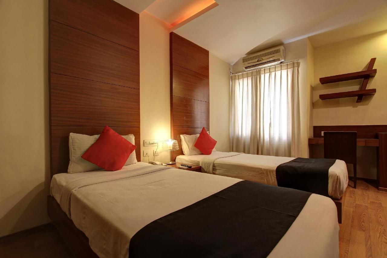 Amaran Hotels Maduráj Kültér fotó